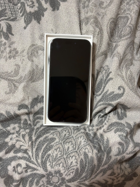 iPhone 15 128GB SIMフリー（スマホ）の商品画像 - 査定依頼日：2026年4月16日 - 最高査定価格：63,000円