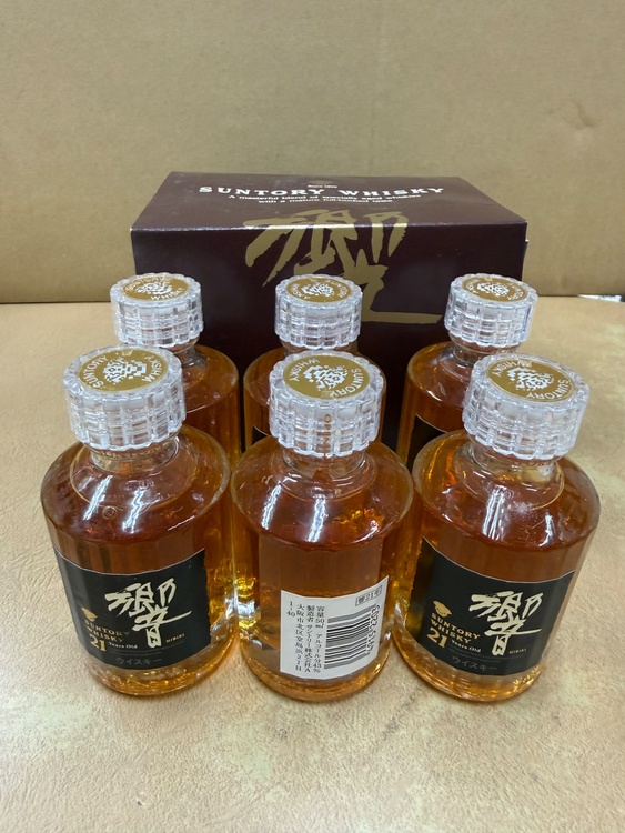 ウイスキー サントリー響 （お酒）の商品画像 - 査定依頼日：2026年5月17日 - 最高査定価格：393,000円