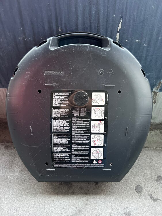 Thule XB-16（カー用品）の商品画像 - 査定依頼日：2025年3月30日 - 最高査定価格：500円