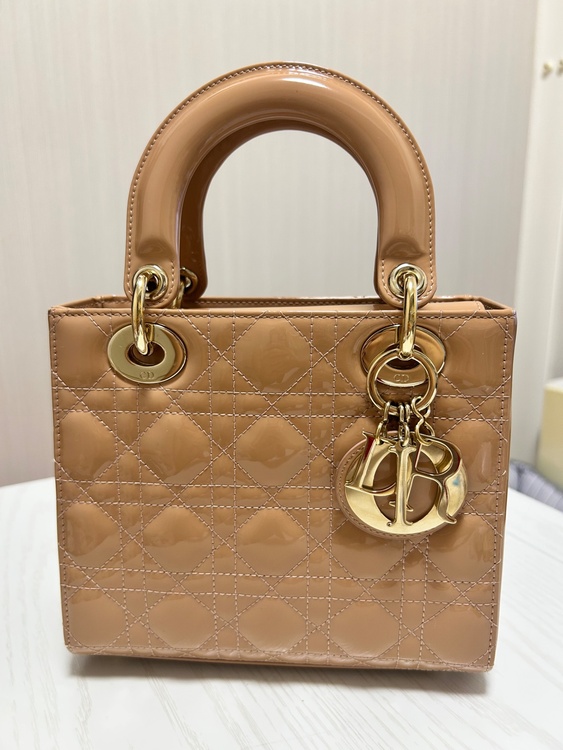 ディオール  （ブランドバッグ）の商品画像 - 査定依頼日：2025年12月4日 - 最高査定価格：280,000円