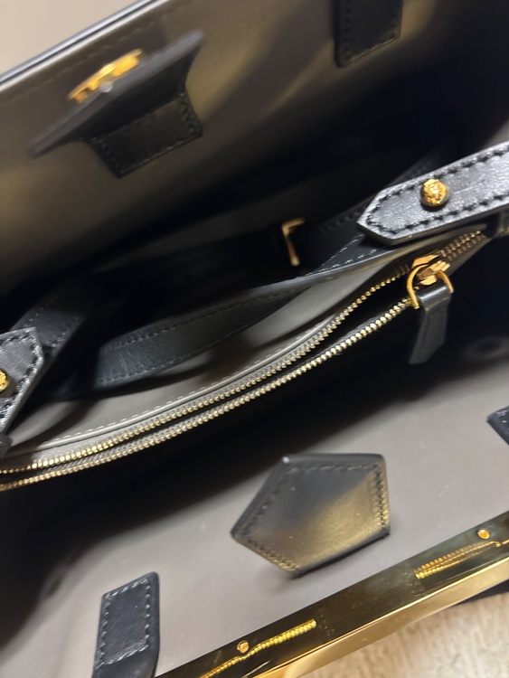 プチトゥージュール（ブランドバッグ）の商品画像 - 査定依頼日：2026年2月22日 - 最高査定価格：70,000円