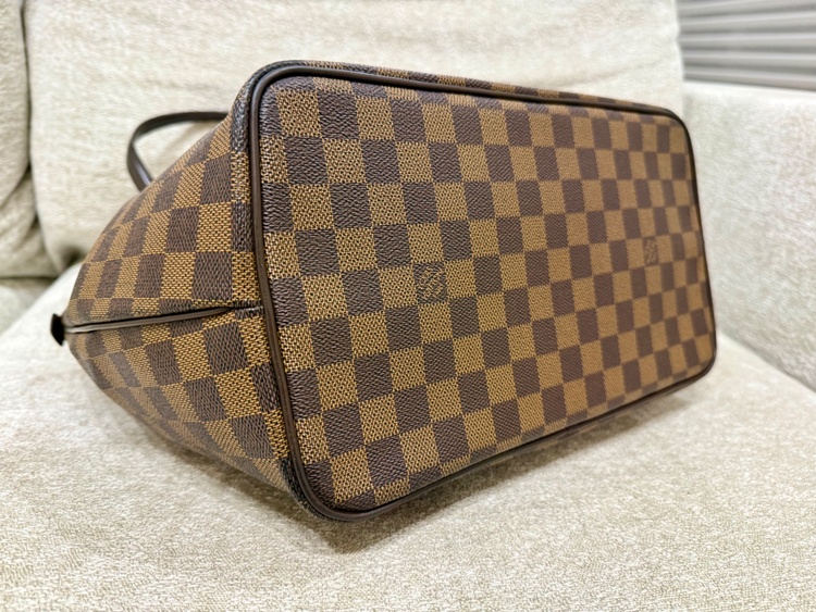 ダミエ　ウエストミンスター（ブランドバッグ）の商品画像 - 査定依頼日：2026年4月28日 - 最高査定価格：87,000円