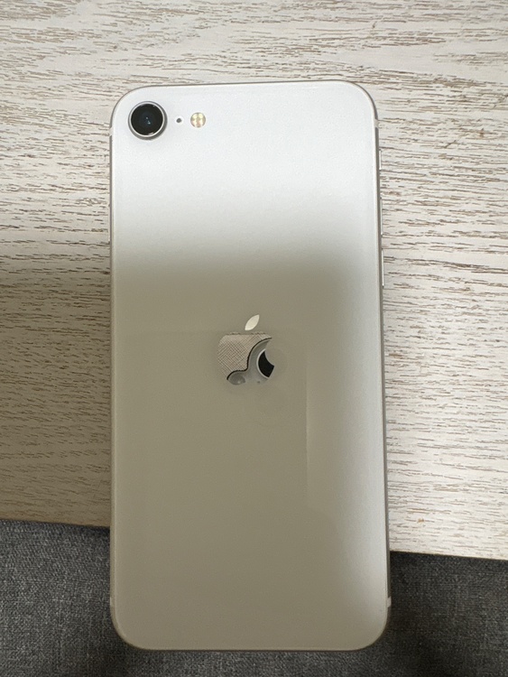 iPhone iPhone SE (第 2 世代) 64GB SIMフリー（スマホ）の商品画像 - 査定依頼日：2026年8月9日 - 最高査定価格：8,000円