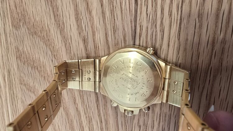 ディアゴノ プロフェッショナル（高級時計）の商品画像 - 査定依頼日：2025年9月30日 - 最高査定価格：3,000,000円