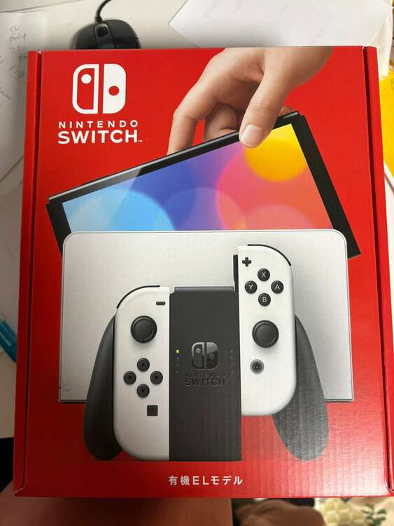 任天堂　Switch　有機ELモデル　ホワイト　JAN:490237054849（ゲーム機本体・ゲームソフト）の商品画像 - 査定依頼日：2025年3月29日 - 最高査定価格：24,000円