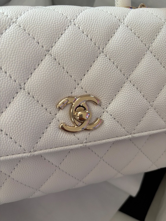 ココハンドル（ブランドバッグ）の商品画像 - 査定依頼日：2025年7月1日 - 最高査定価格：670,000円