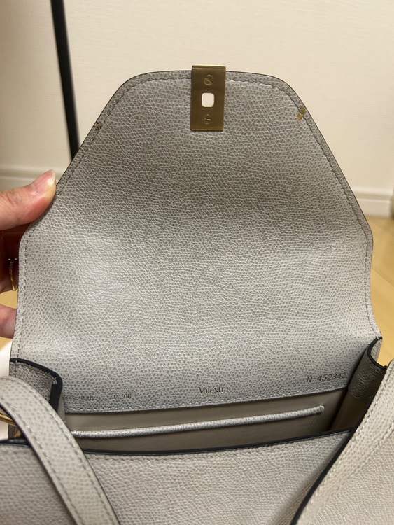 イジィデ（ブランドバッグ）の商品画像 - 査定依頼日：2025年9月9日 - 最高査定価格：70,000円