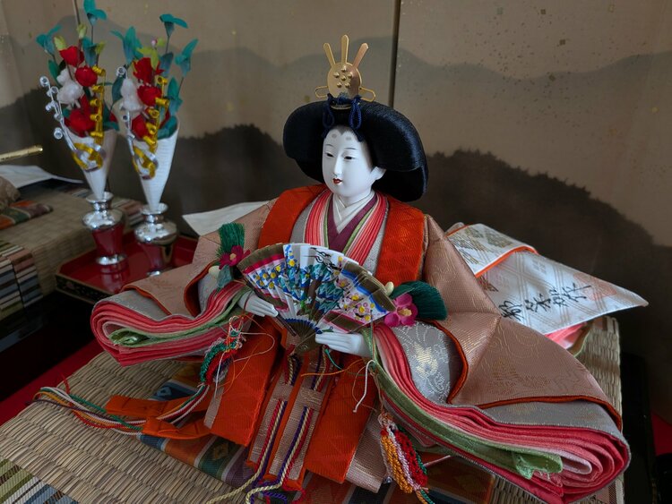 京都采加作　雛人形（美術品・骨董品）の商品画像 - 査定依頼日：2026年7月14日 - 最高査定価格：3,000円