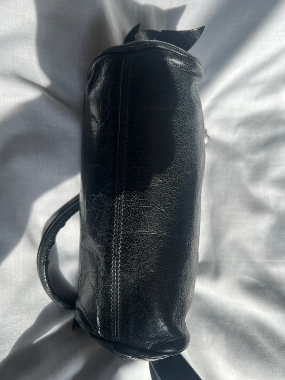 ハンドバッグ（ブランドバッグ）の商品画像 - 査定依頼日：2026年3月2日 - 最高査定価格：30,000円