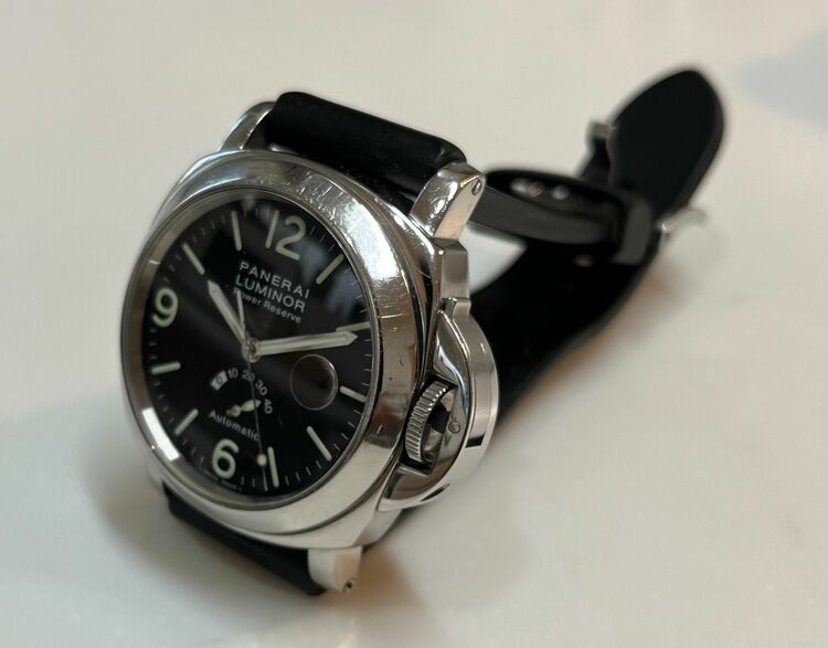 パネライ ルミノール pam0002（高級時計）の商品画像 - 査定依頼日：2025年9月19日 - 最高査定価格：450,000円
