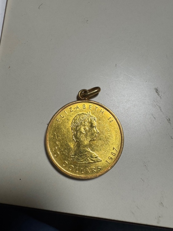 エリザベス2世の20ドル金貨ペンダント（金・貴金属）の商品画像 - 査定依頼日：2025年8月8日 - 最高査定価格：250,000円