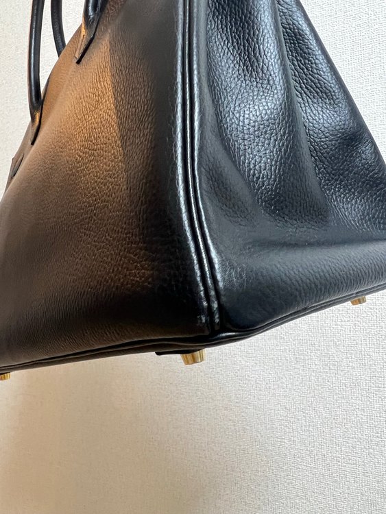 バーキン40 ゴールド金具　ブラック（ブランドバッグ）の商品画像 - 査定依頼日：2023年2月14日 - 最高査定価格：905,000円