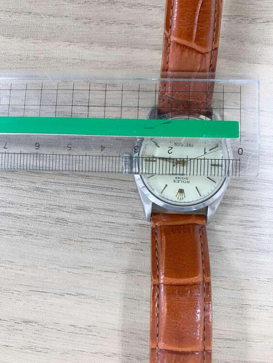 ロレックス その他 オイスターロイヤルぷれしじょn6444（高級時計）の商品画像 - 査定依頼日：2025年4月13日 - 最高査定価格：180,000円