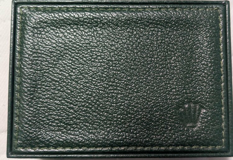 ロレックス サブマリーナー W（高級時計）の商品画像 - 査定依頼日：2025年12月7日 - 最高査定価格：1,370,000円