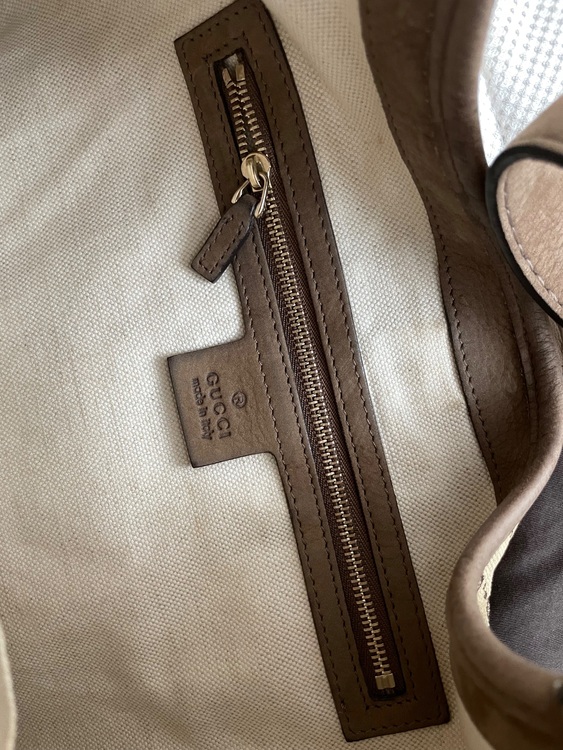 グッチ  （ブランドバッグ）の商品画像 - 査定依頼日：2025年9月5日 - 最高査定価格：21,000円