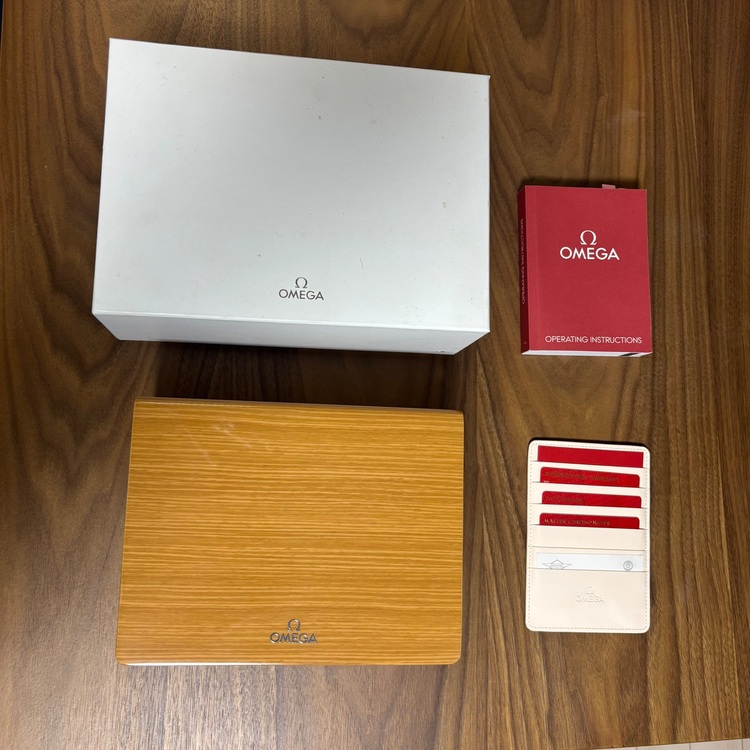 シーマスター　300M（高級時計）の商品画像 - 査定依頼日：2025年7月30日 - 最高査定価格：410,000円