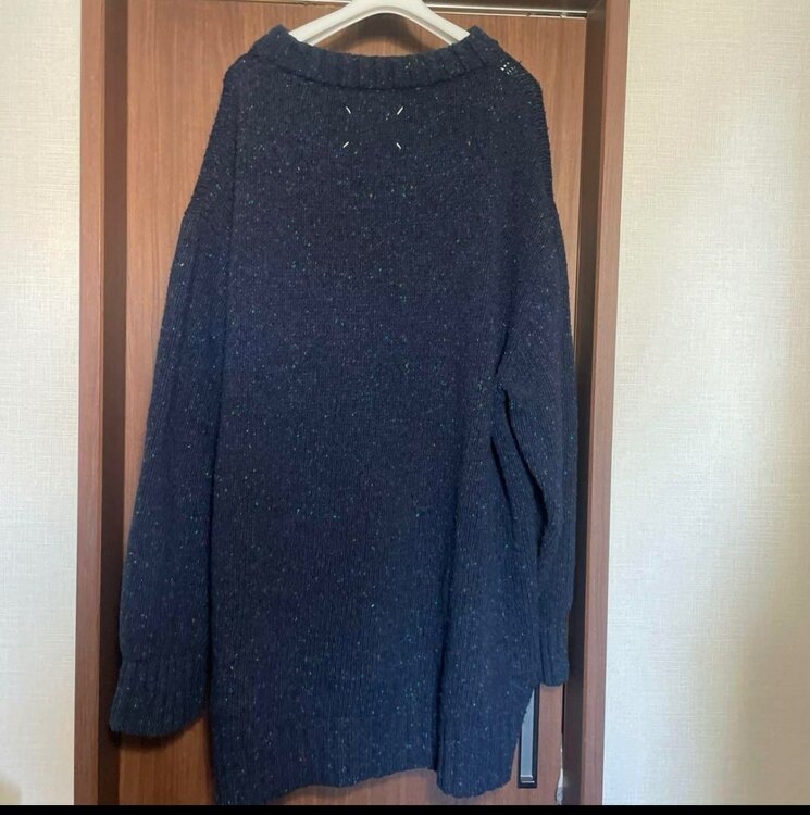 メゾンマルジェラ 19aw オーバーサイズニット 菅田将暉着用（古着・ファッション）の商品画像 - 査定依頼日：2024年12月6日 - 最高査定価格：8,000円