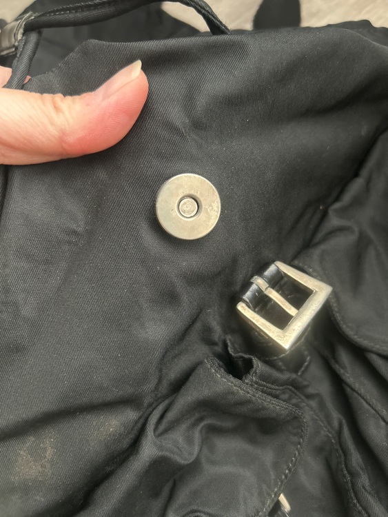 PRADA ミニリュック（ブランドバッグ）の商品画像 - 査定依頼日：2025年11月17日 - 最高査定価格：50,000円