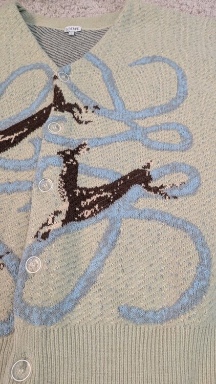 Anagram cardigan in wool and linen（古着・ファッション）の商品画像 - 査定依頼日：2026年1月12日 - 最高査定価格：100,000円