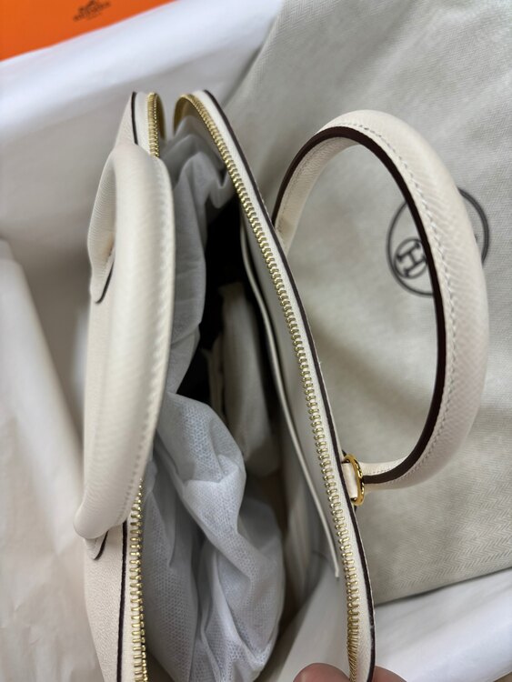 ボリード1923（ブランドバッグ）の商品画像 - 査定依頼日：2025年2月23日 - 最高査定価格：1,100,000円