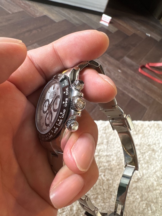 ロレックス デイトナ 116500LN whit（高級時計）の商品画像 - 査定依頼日：2025年7月27日 - 最高査定価格：4,360,000円