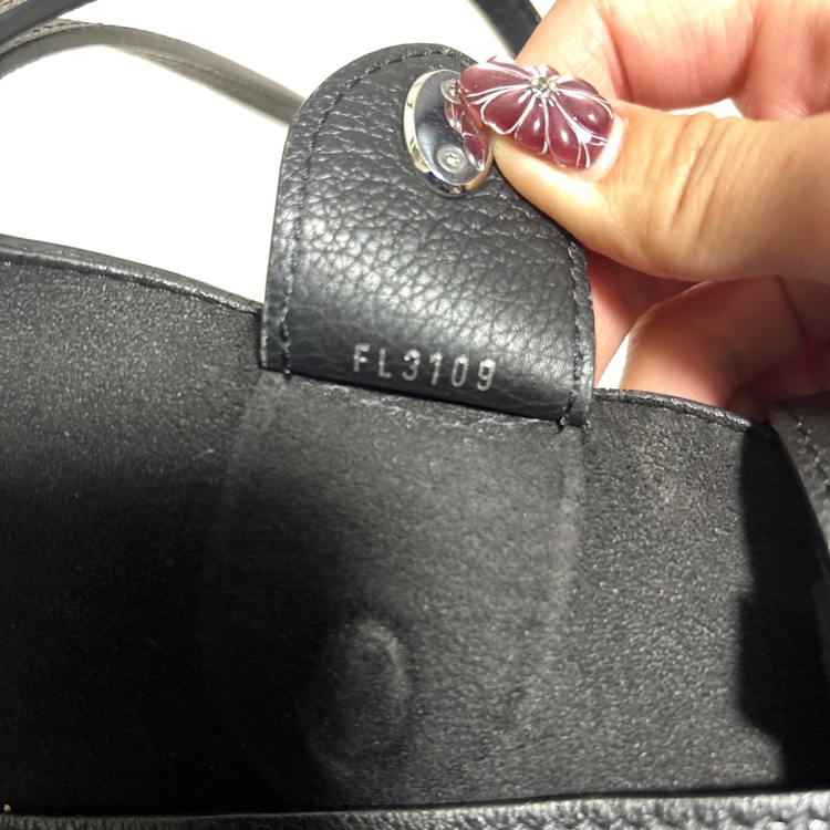 カバ（ブランドバッグ）の商品画像 - 査定依頼日：2025年8月3日 - 最高査定価格：100,000円