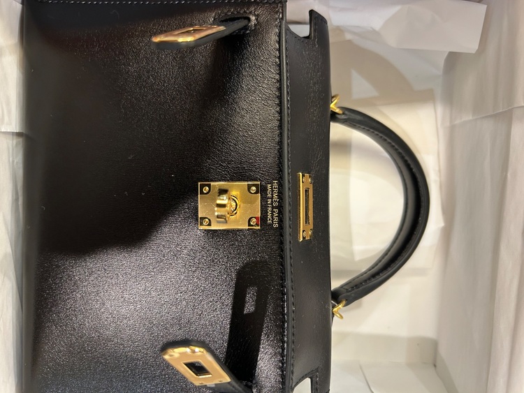 エルメス ケリー （ブランドバッグ）の商品画像 - 査定依頼日：2025年11月3日 - 最高査定価格：3,000,000円