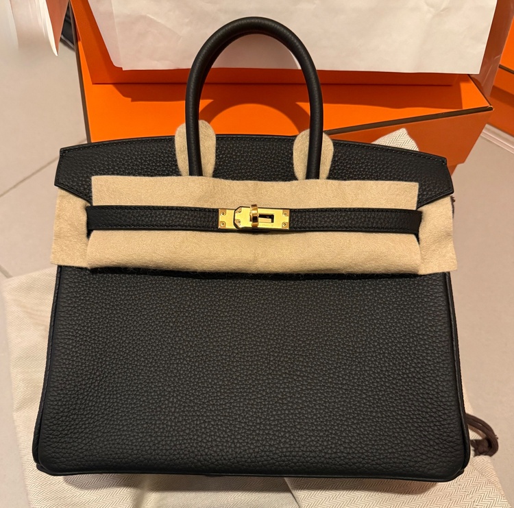 25cm,黒,トゴ,G金具,K刻印。新品（ブランドバッグ）の商品画像 - 査定依頼日：2026年1月12日 - 最高査定価格：4,150,000円