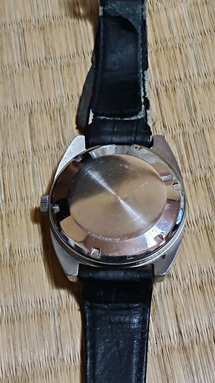 オールドインター（高級時計）の商品画像 - 査定依頼日：2025年12月18日 - 最高査定価格：300,000円