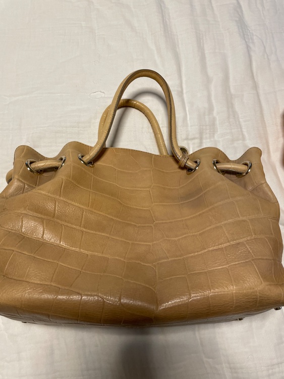 その他 フルラ （ブランドバッグ）の商品画像 - 査定依頼日：2025年10月4日 - 最高査定価格：2,000円