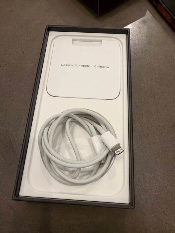 iPhone iPhone 13 Pro 256GB SIMフリー（スマホ）の商品画像 - 査定依頼日：2026年9月21日 - 最高査定価格：48,500円