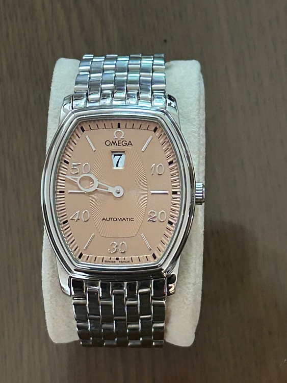 オメガ デ・ヴィル プレステージ ジャンピングアワー（高級時計）の商品画像 - 査定依頼日：2026年2月2日 - 最高査定価格：800,000円