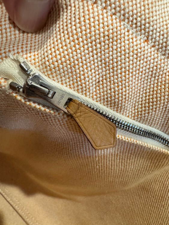 エルメス フールトゥ （ブランドバッグ）の商品画像 - 査定依頼日：2025年7月4日 - 最高査定価格：30,000円