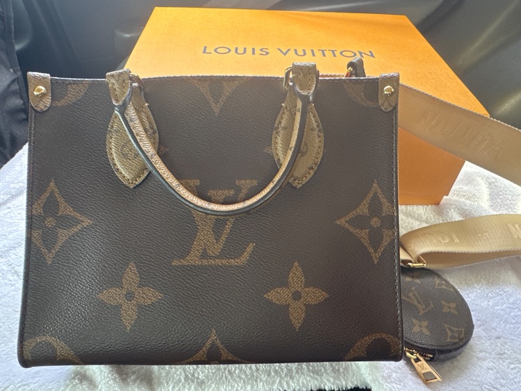 ルイヴィトン モノグラム （ブランドバッグ）の商品画像 - 査定依頼日：2025年6月6日 - 最高査定価格：350,000円
