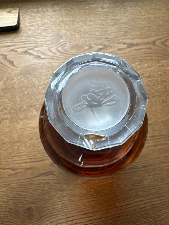 ウイスキー サントリー響 （お酒）の商品画像 - 査定依頼日：2025年5月24日 - 最高査定価格：13,500円