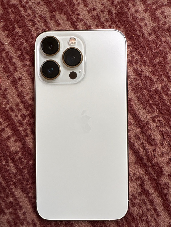 iPhone 13 Pro 128GB au（スマホ）の商品画像 - 査定依頼日：2026年1月29日 - 最高査定価格：46,000円