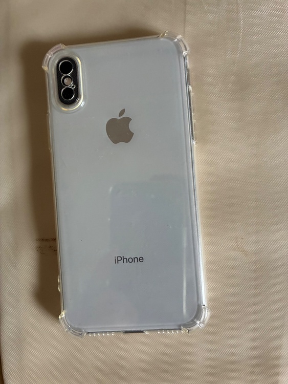 iPhone iPhoneXS 256GB docomo（スマホ）の商品画像 - 査定依頼日：2026年8月23日 - 最高査定価格：15,000円