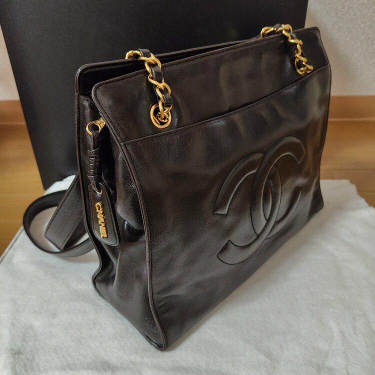 ココマークチェーンショルダーバッグ（ブランドバッグ）の商品画像 - 査定依頼日：2026年4月9日 - 最高査定価格：320,000円