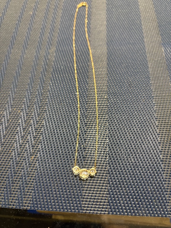 ダイヤモンドネックレス（金・貴金属）の商品画像 - 査定依頼日：2025年10月16日 - 最高査定価格：200,000円