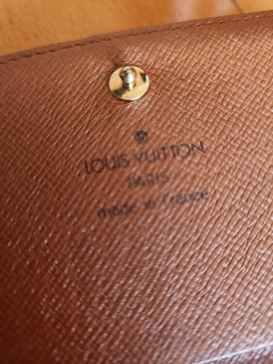 財布（ブランド財布・小物）の商品画像 - 査定依頼日：2026年3月1日 - 最高査定価格：6,000円