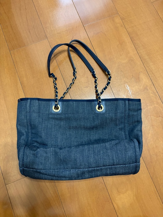 ドーヴィル（ブランドバッグ）の商品画像 - 査定依頼日：2025年9月7日 - 最高査定価格：330,000円