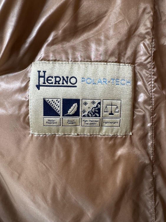 PI1011D（古着・ファッション）の商品画像 - 査定依頼日：2025年11月29日 - 最高査定価格：21,000円