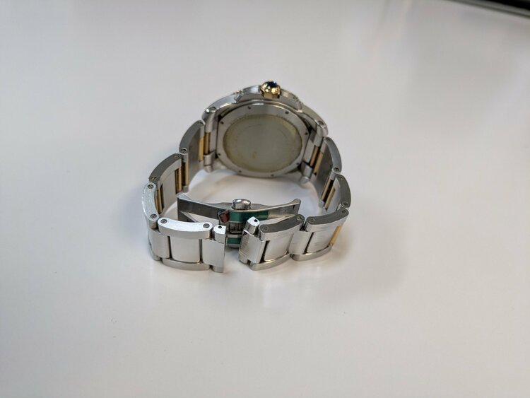 カルティエ カリブル W710005（高級時計）の商品画像 - 査定依頼日：2025年12月20日 - 最高査定価格：880,000円