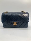 シャネル　Ｗフラップ　23センチ