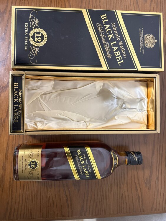Johnnie walker black label 1820（お酒）の商品画像 - 査定依頼日：2025年4月19日 - 最高査定価格：500円