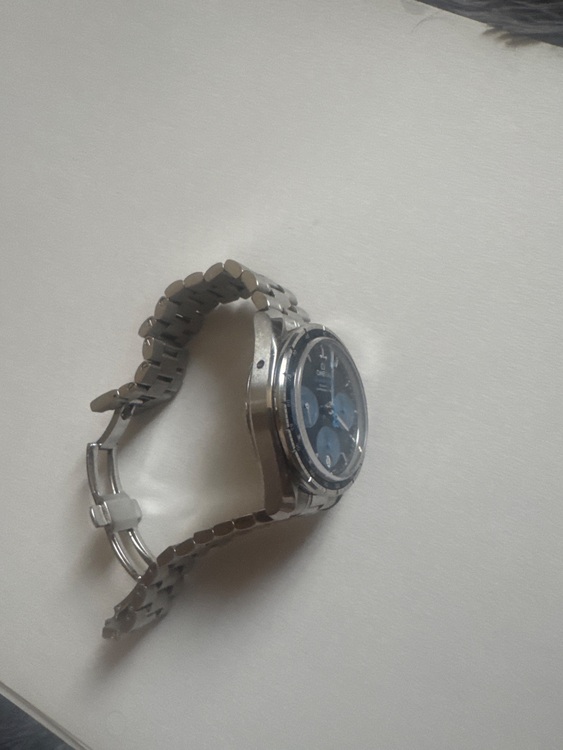 オメガ スピードマスター 3243038500300（高級時計）の商品画像 - 査定依頼日：2025年8月26日 - 最高査定価格：550,000円