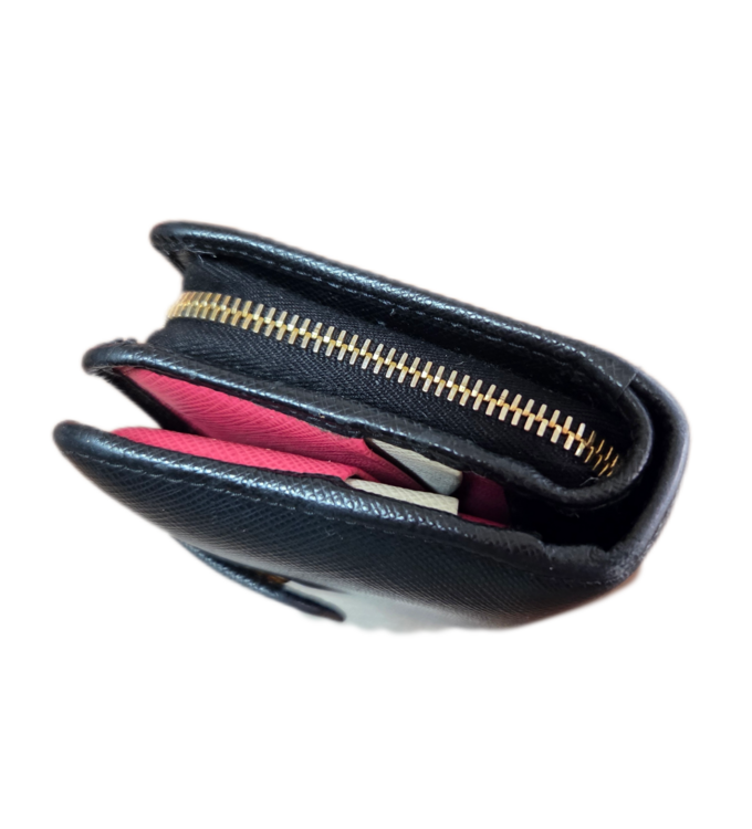 プラダ  （ブランドバッグ）の商品画像 - 査定依頼日：2025年2月24日 - 最高査定価格：15,000円