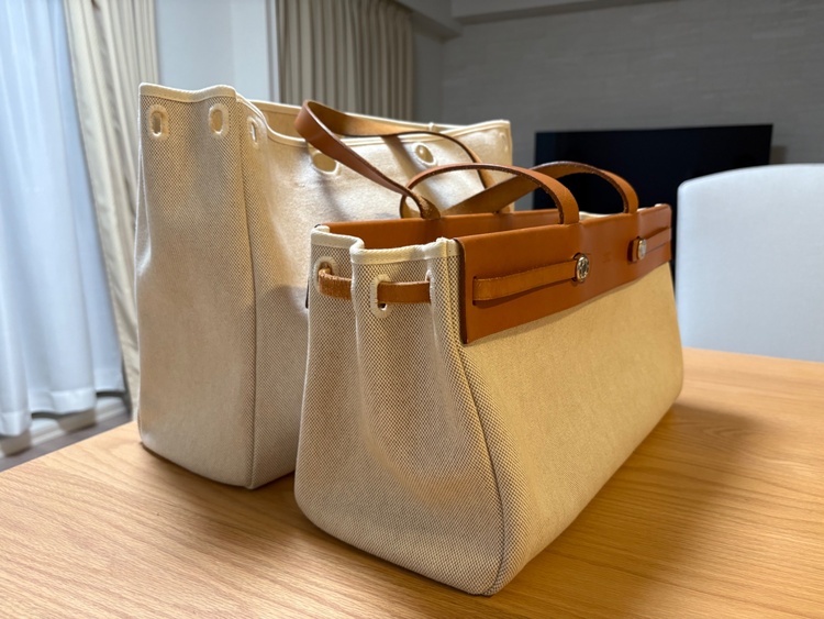 トートバック　2個（ブランドバッグ）の商品画像 - 査定依頼日：2026年2月25日 - 最高査定価格：90,000円