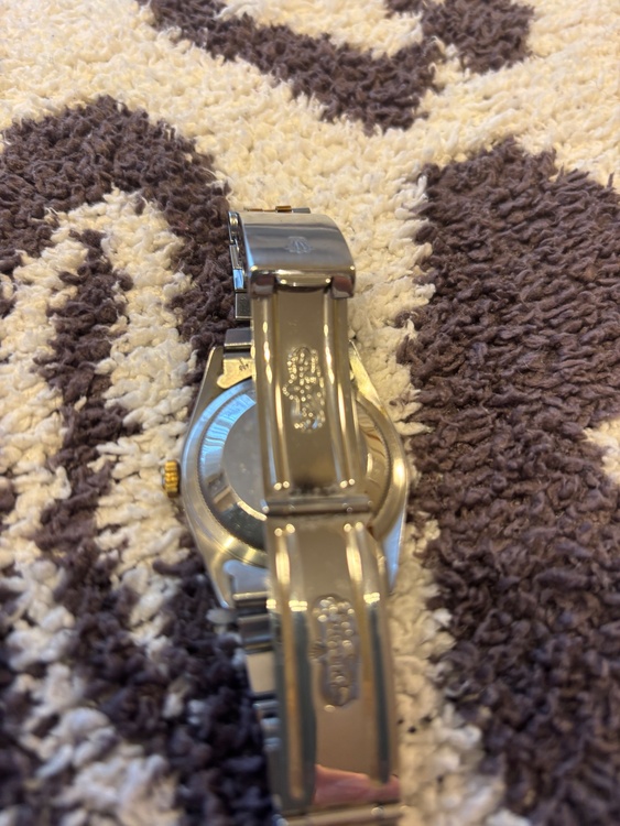 ロレックス デイトジャスト 16233E31913（高級時計）の商品画像 - 査定依頼日：2025年12月26日 - 最高査定価格：1,050,000円