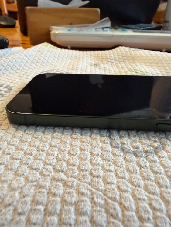 スマホ（スマホ）の商品画像 - 査定依頼日：2026年5月10日 - 最高査定価格：45,000円